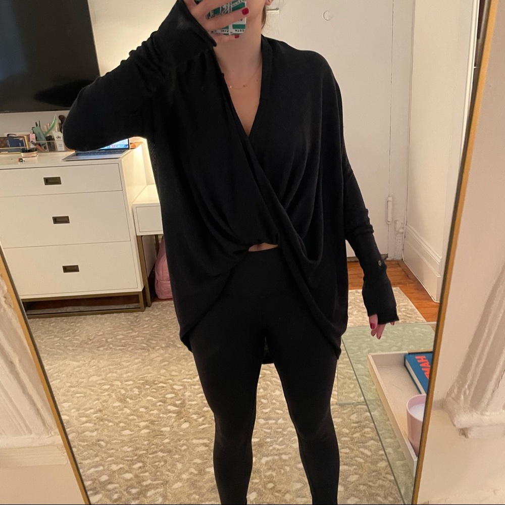 Lululemon iconic wrap sweater - Picture 6 of 7
